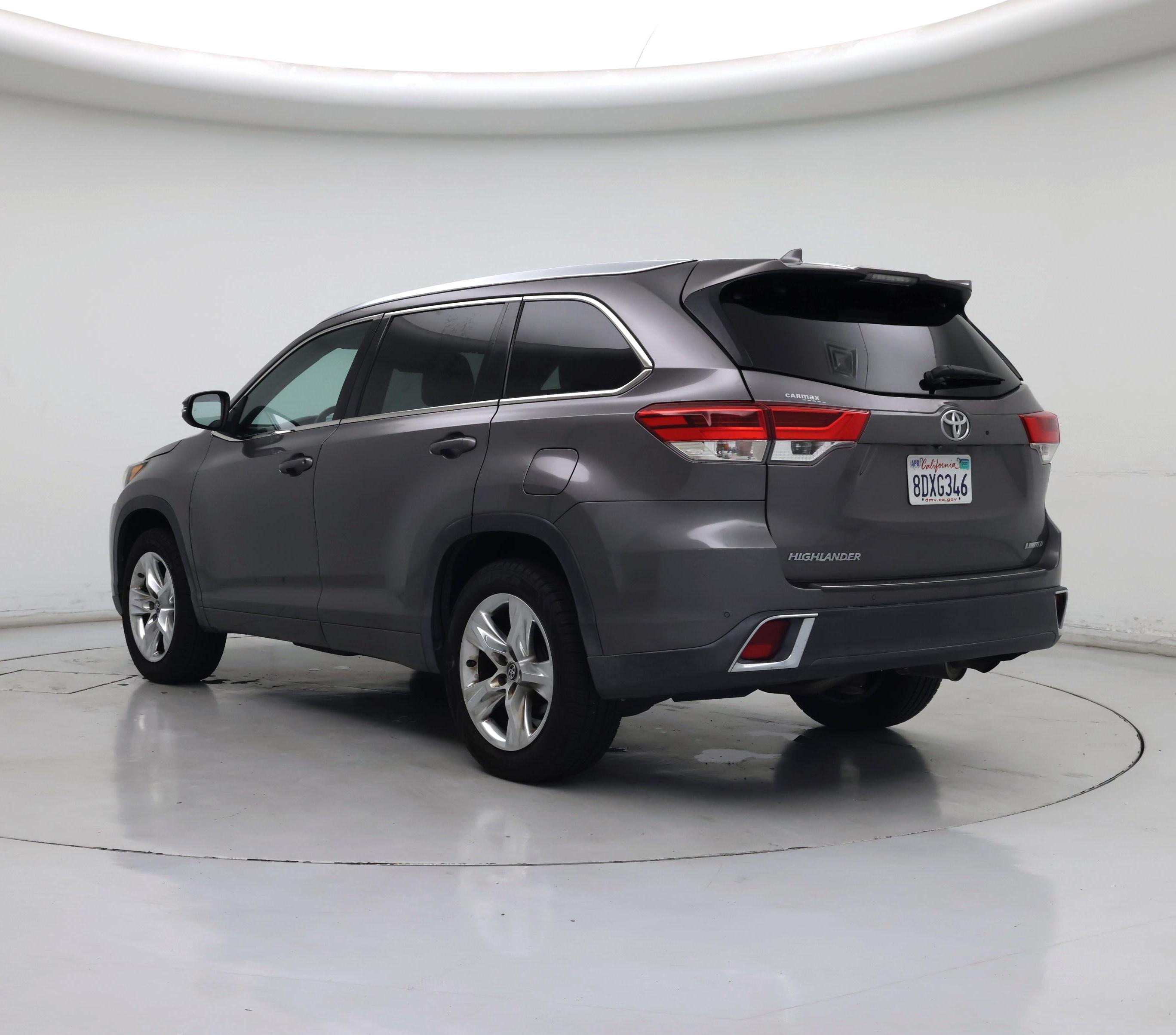 Thumbnail: 2018 Toyota Highlander - 2