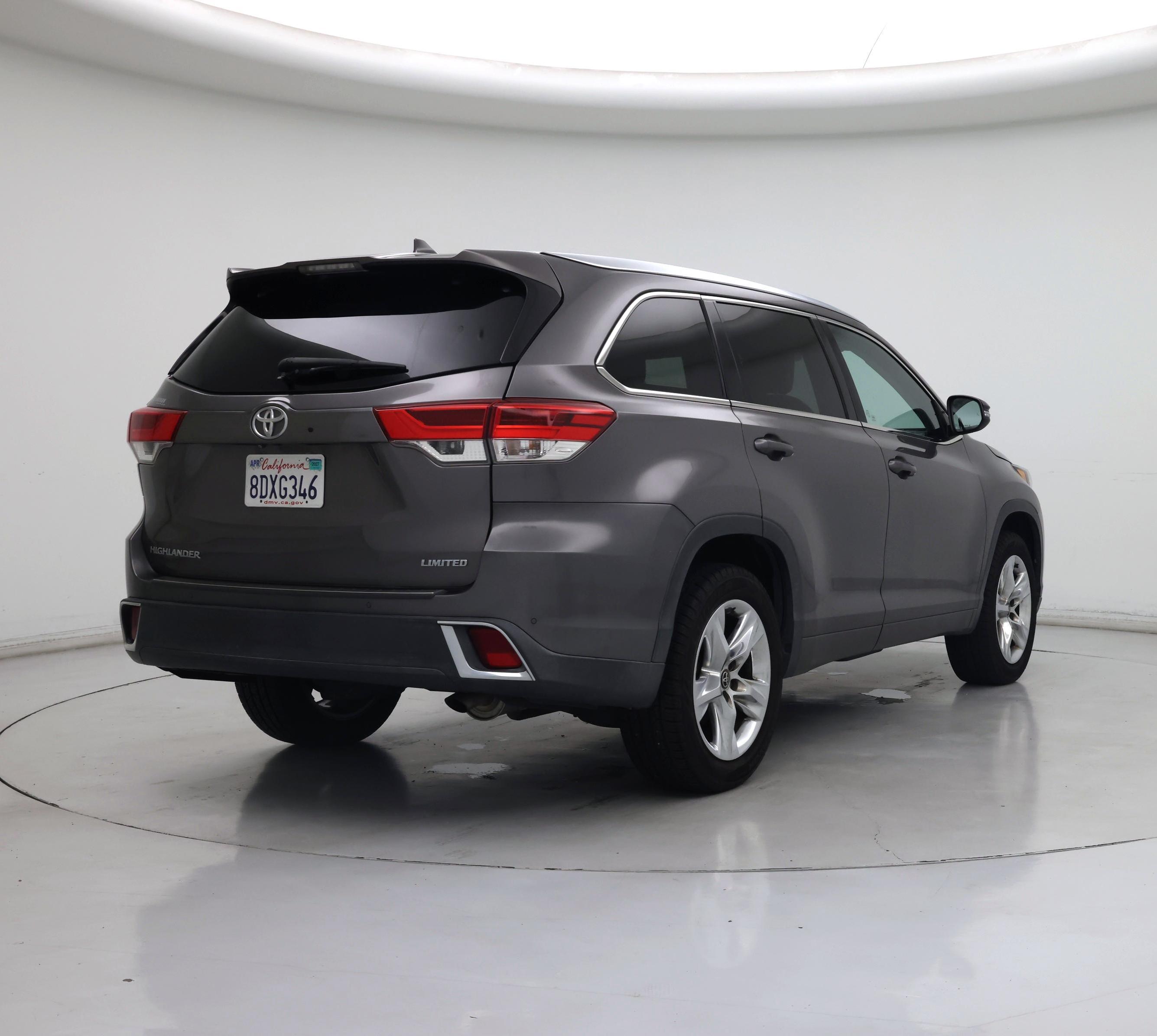 Thumbnail: 2018 Toyota Highlander - 8