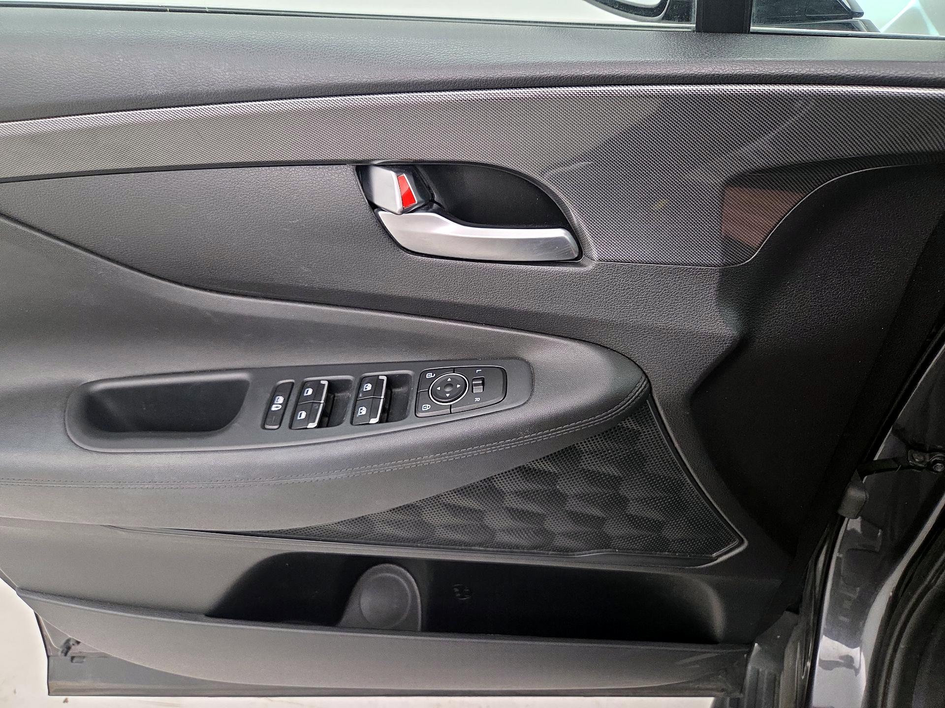 Thumbnail: 2022 Hyundai Santa Fe - 12