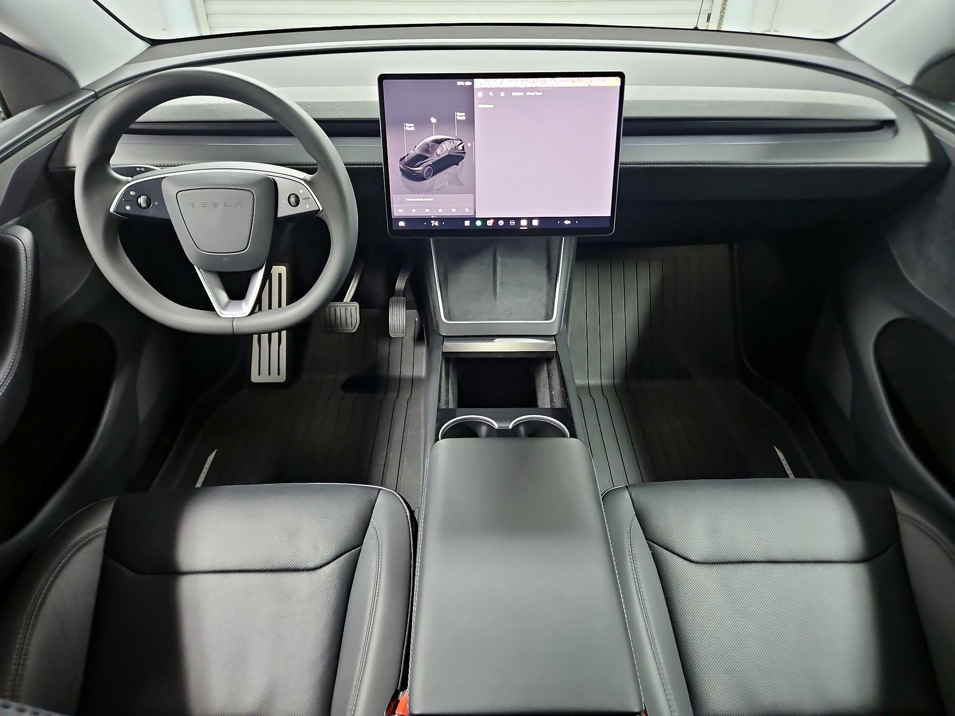 Thumbnail: 2026 Tesla Model Y - 9