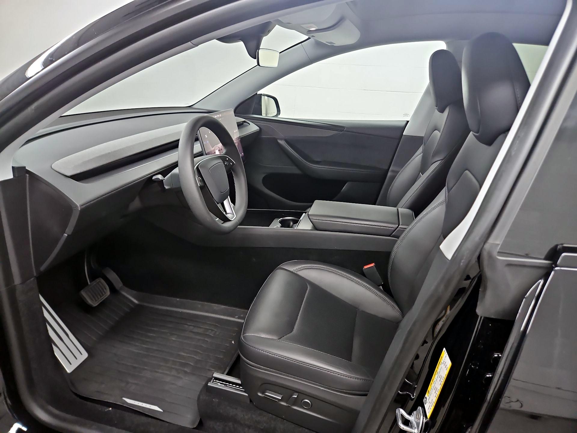 Thumbnail: 2026 Tesla Model Y - 11