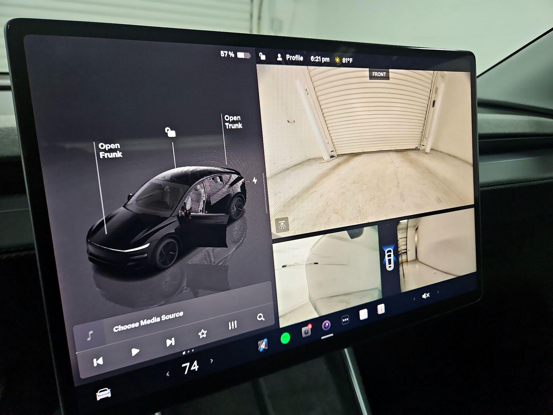 Thumbnail: 2026 Tesla Model Y - 15