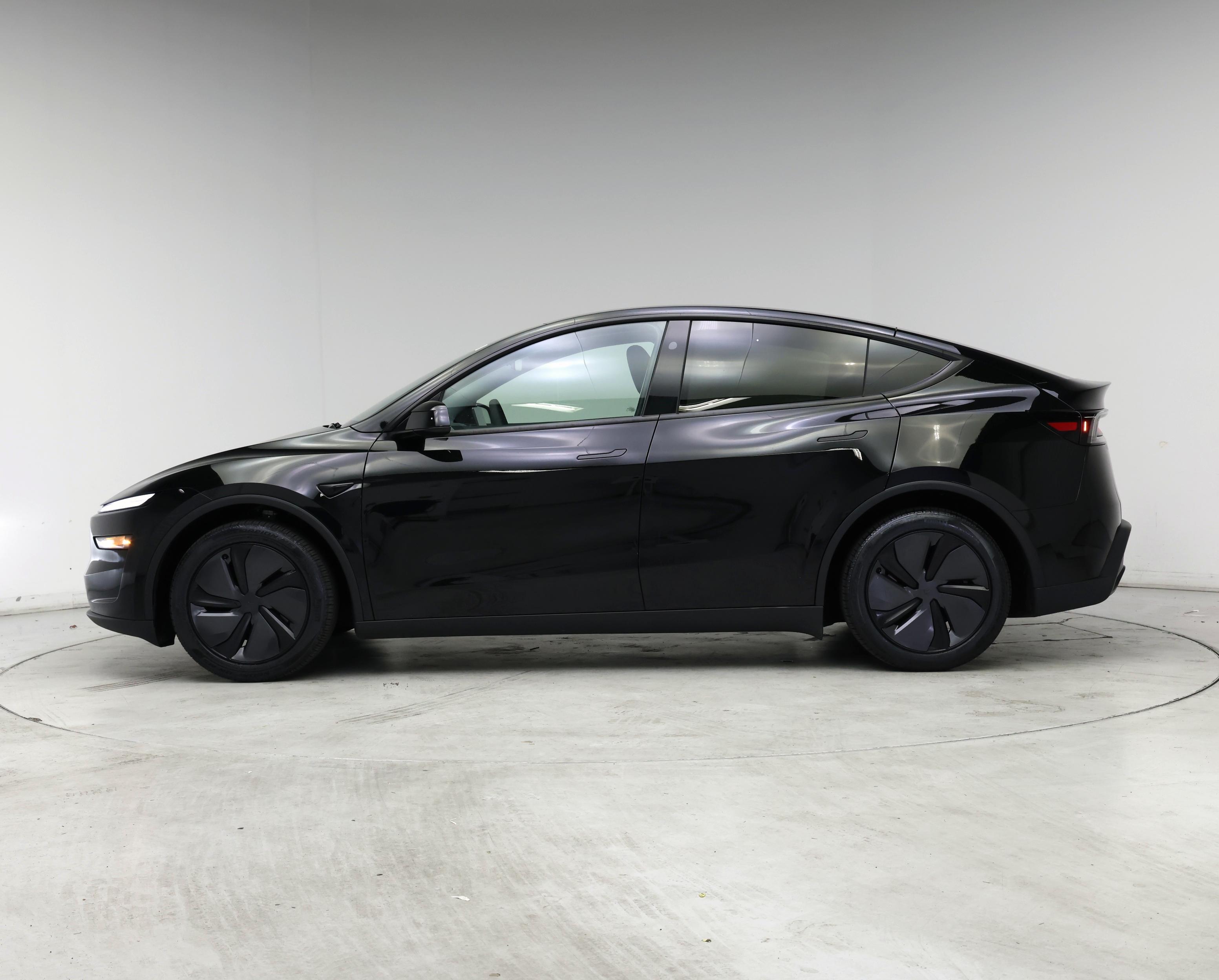 Thumbnail: 2026 Tesla Model Y - 3