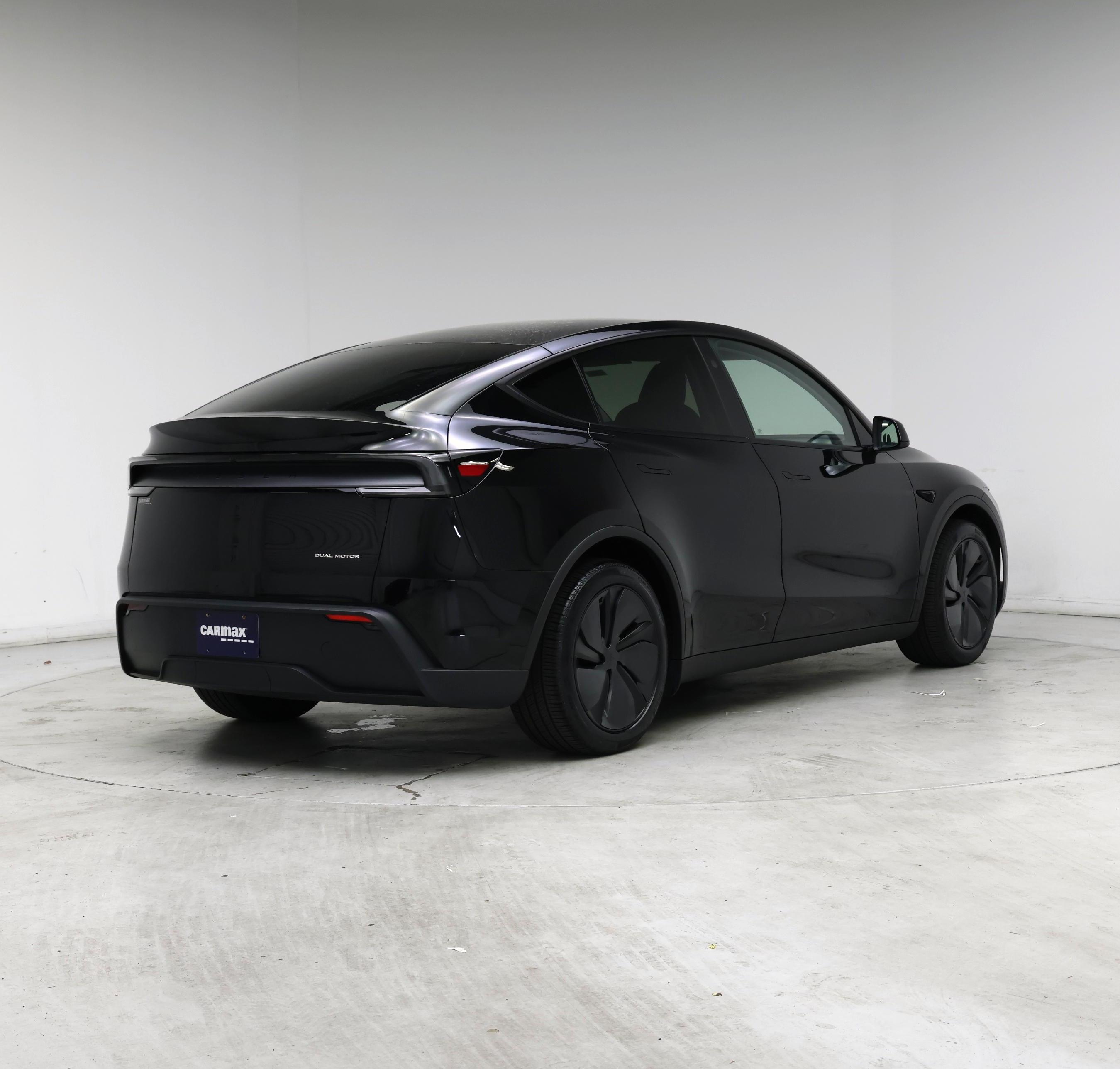 Thumbnail: 2026 Tesla Model Y - 8