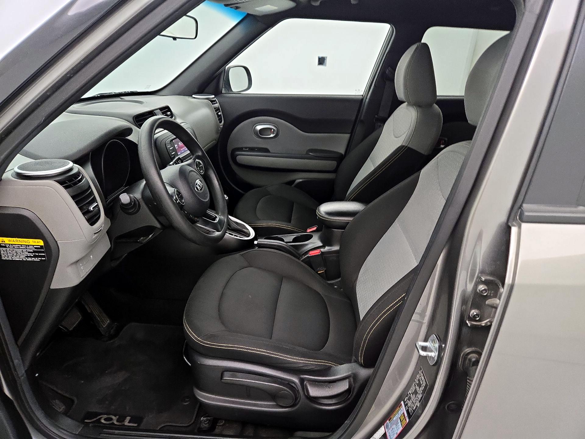 Thumbnail: 2015 Kia Soul - 11