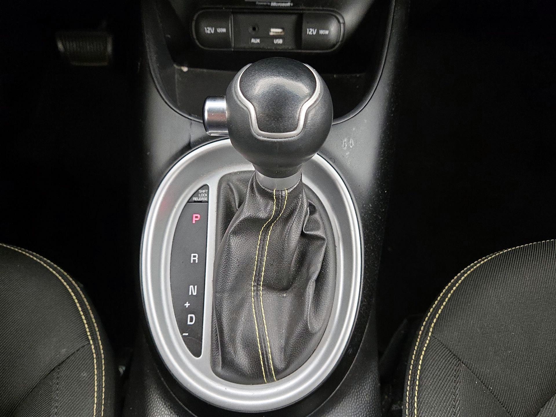 Thumbnail: 2015 Kia Soul - 17