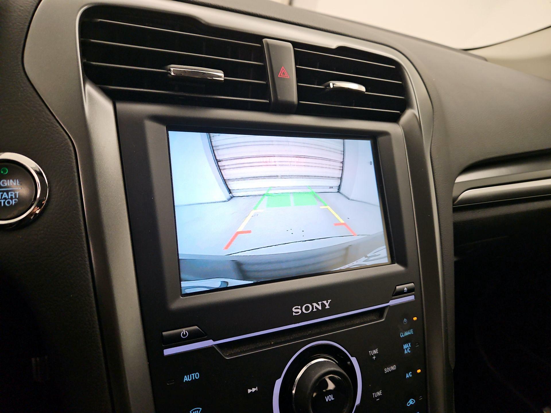 Thumbnail: 2014 Ford Fusion - 13
