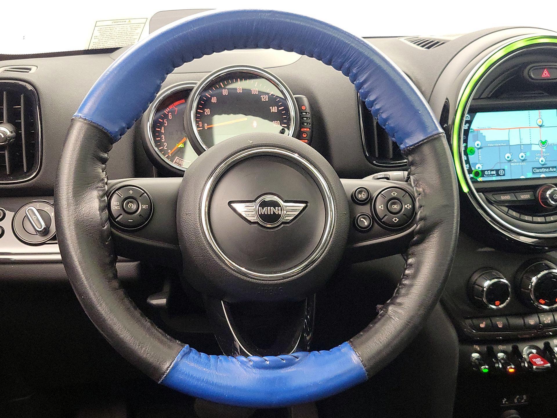 Thumbnail: 2017 MINI Cooper Countryman - 10