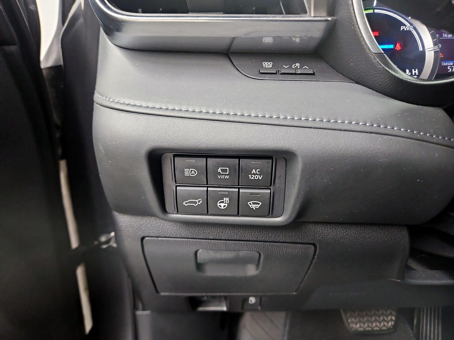 Thumbnail: 2021 Toyota Highlander - 13