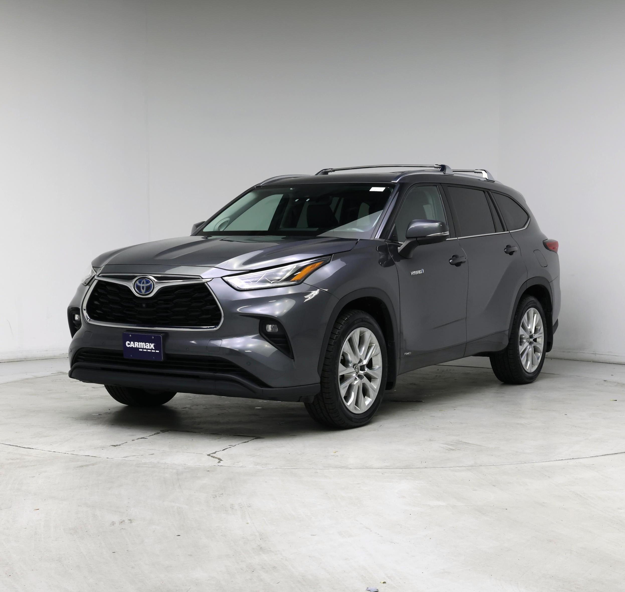 Thumbnail: 2021 Toyota Highlander - 4