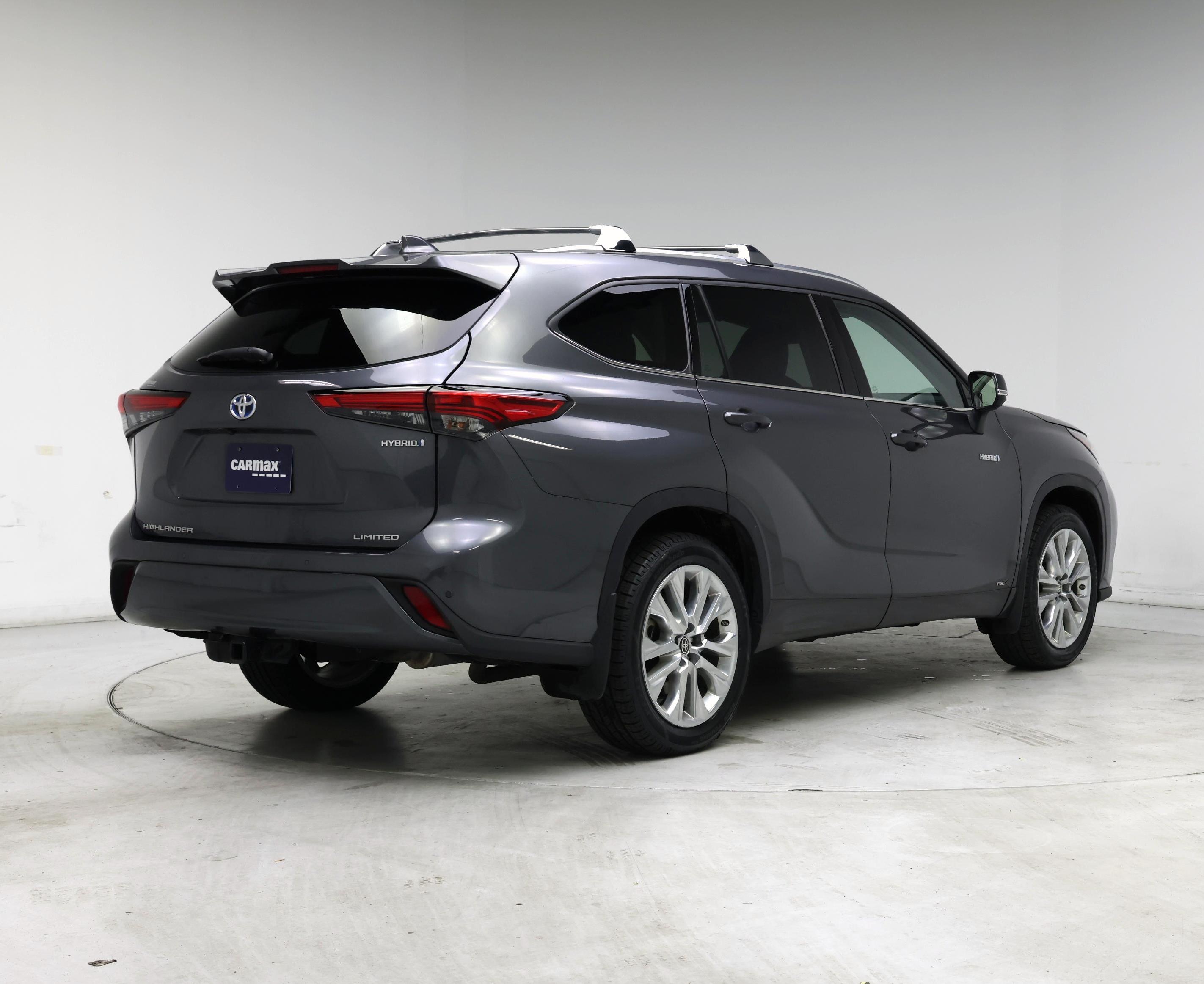 Thumbnail: 2021 Toyota Highlander - 8