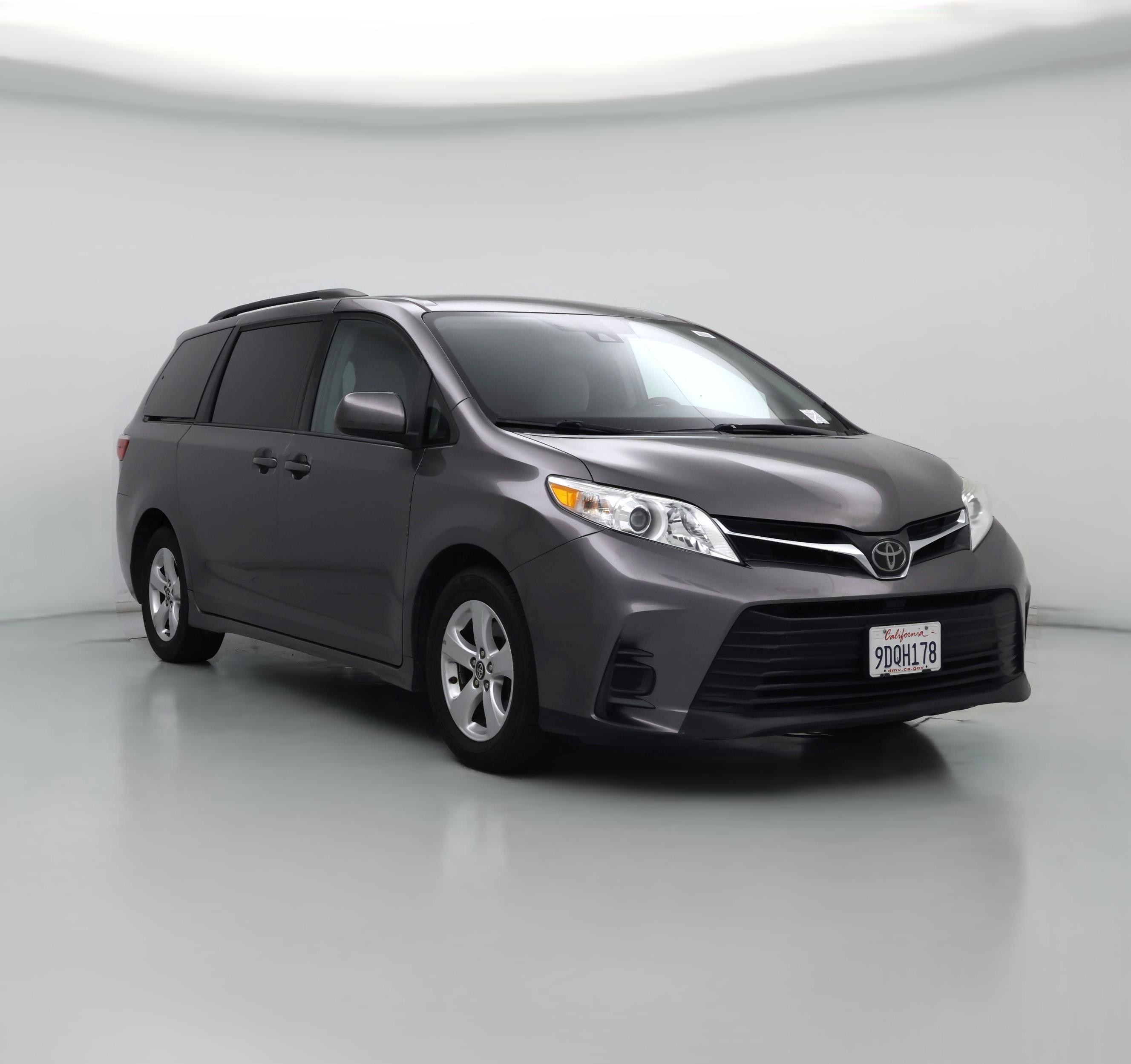 Thumbnail: 2018 Toyota Sienna - 1