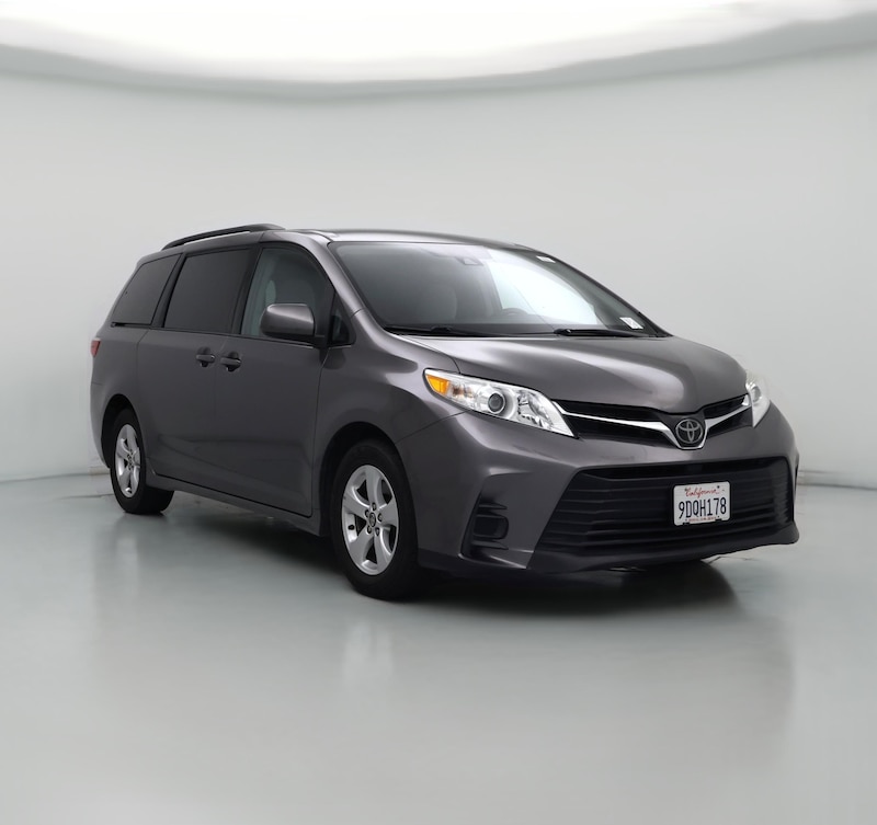 2018 Toyota Sienna LE