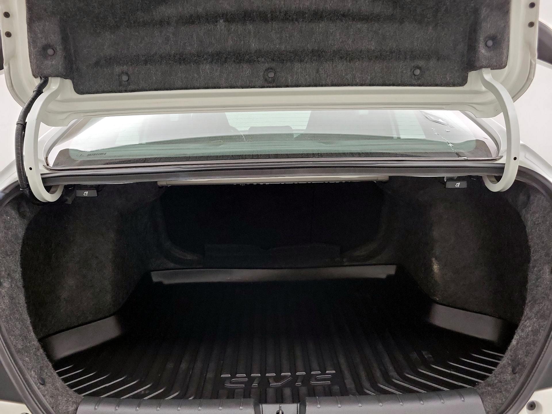Thumbnail: 2019 Honda Civic - 19