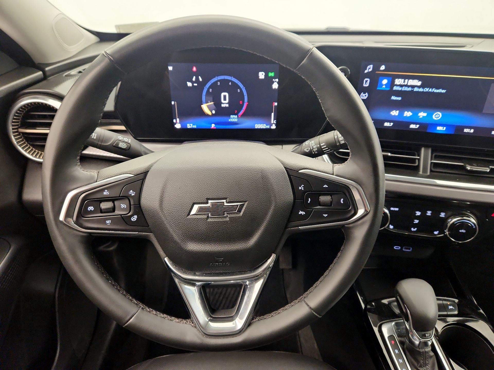 Thumbnail: 2026 Chevrolet Trax - 10