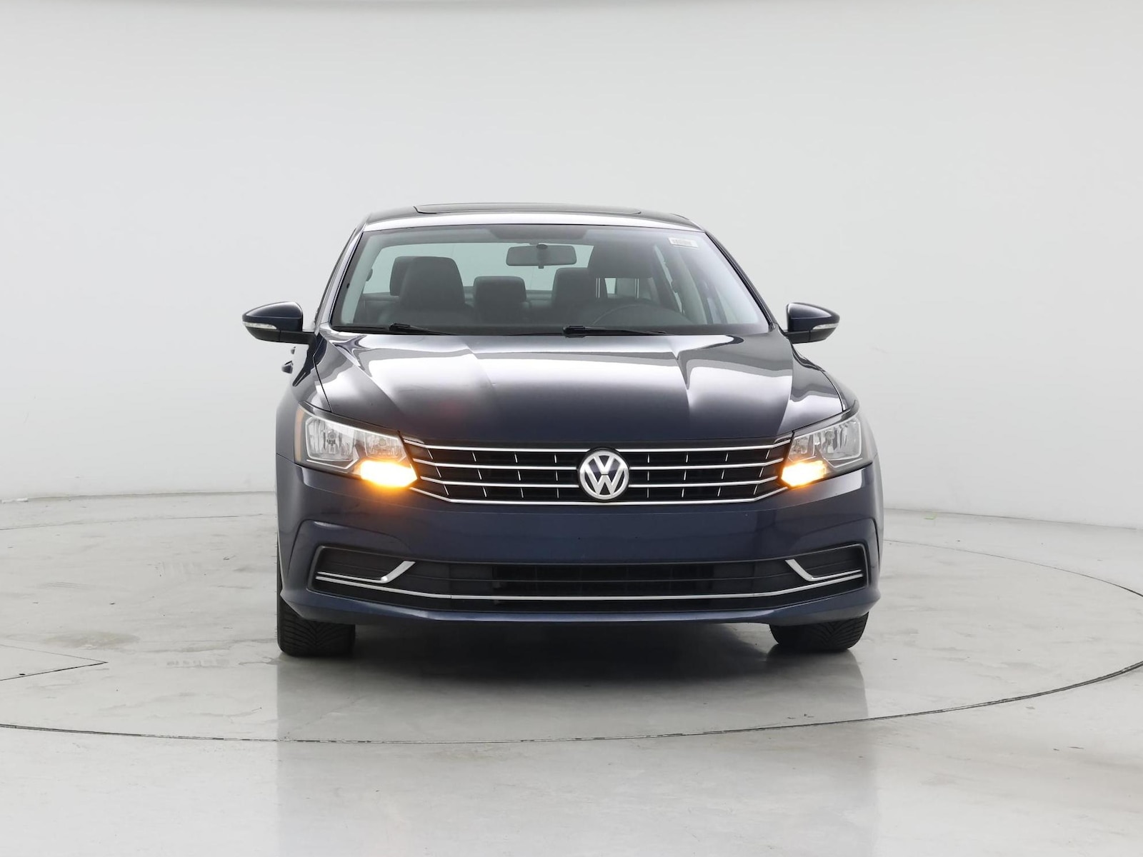 2019 Volkswagen Passat Wolfsburg Edition - Photo 6