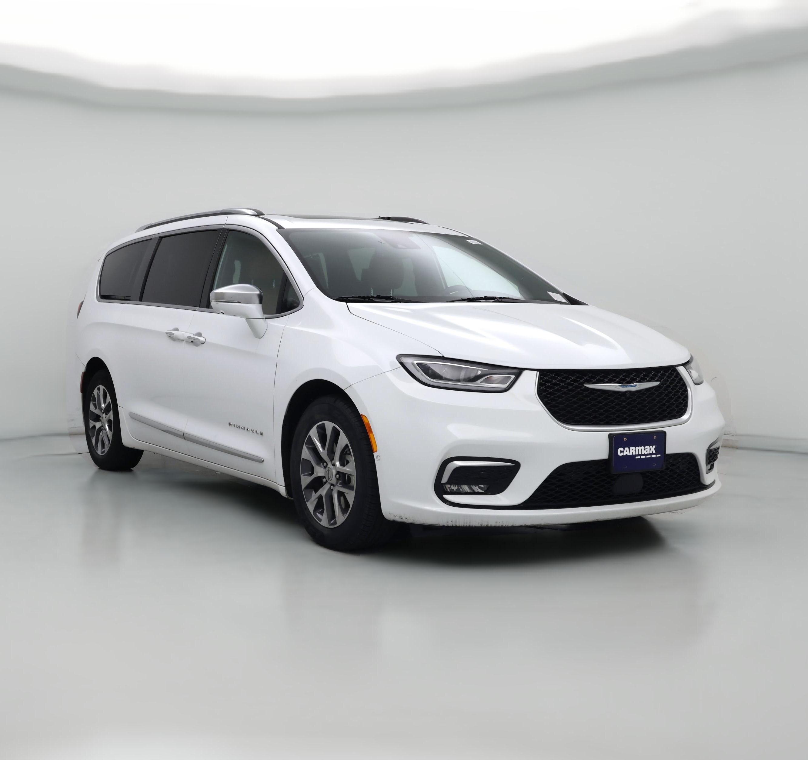 Thumbnail: 2021 Chrysler Pacifica - 1