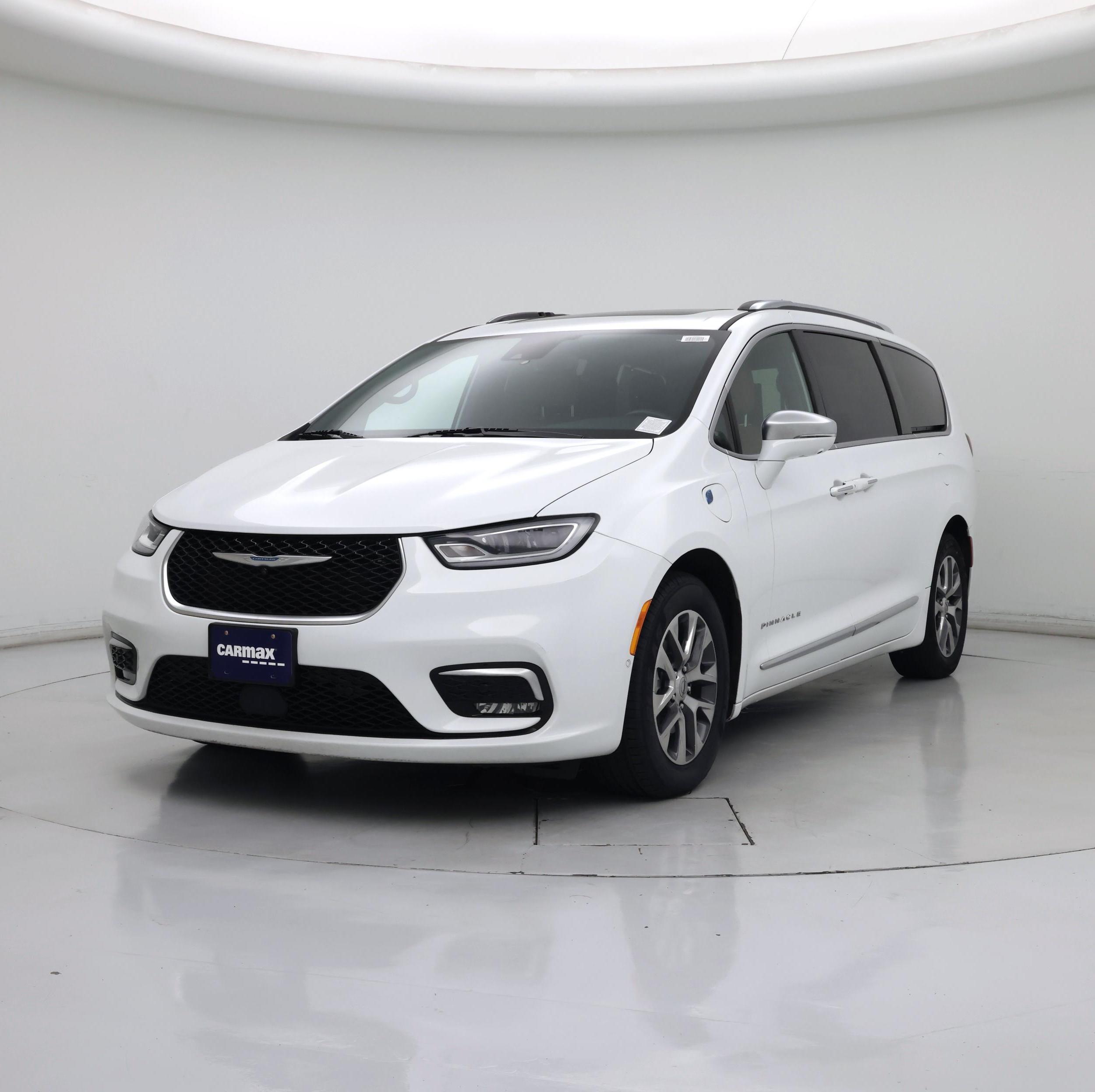 Thumbnail: 2021 Chrysler Pacifica - 4