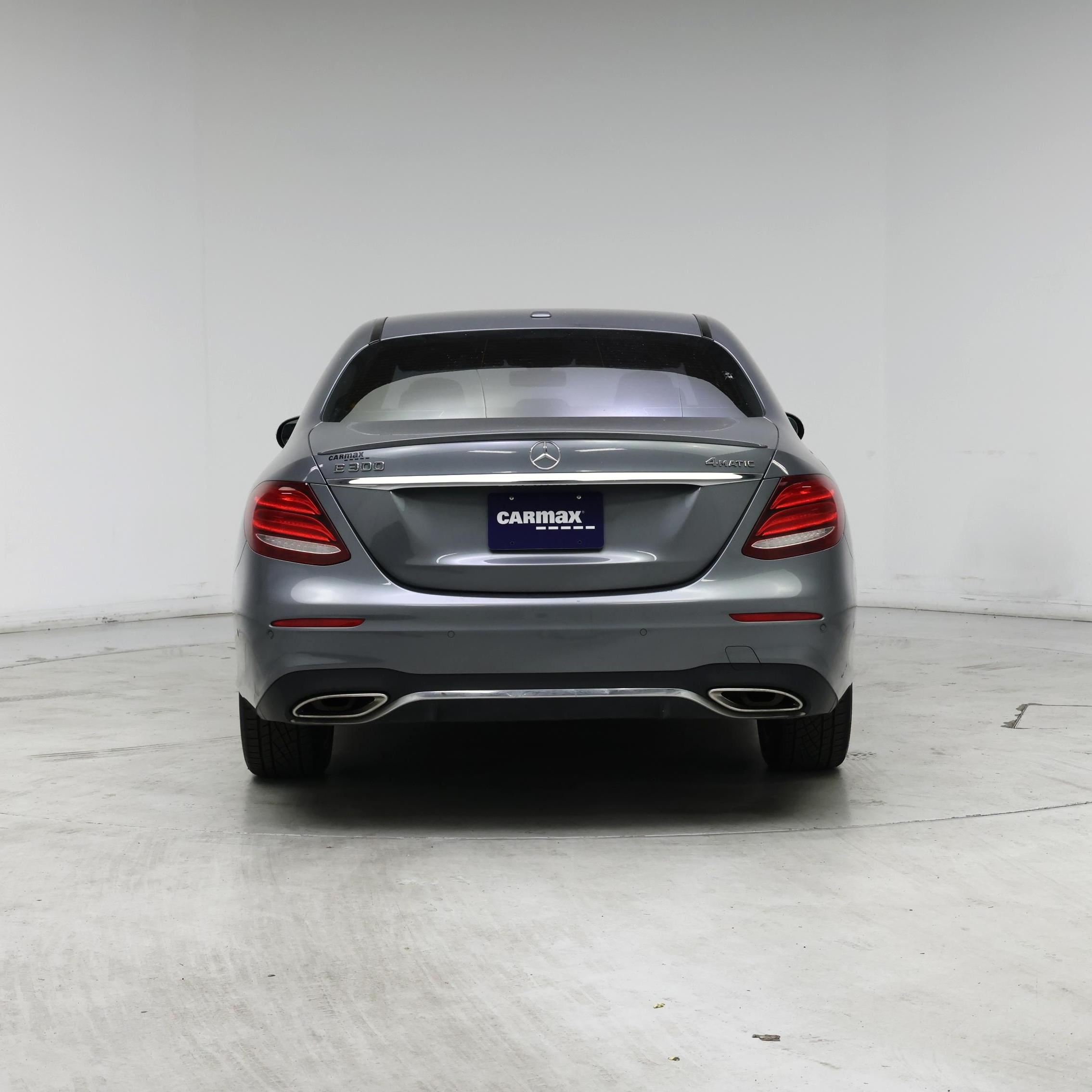 Thumbnail: 2017 Mercedes-Benz E-Class - 6