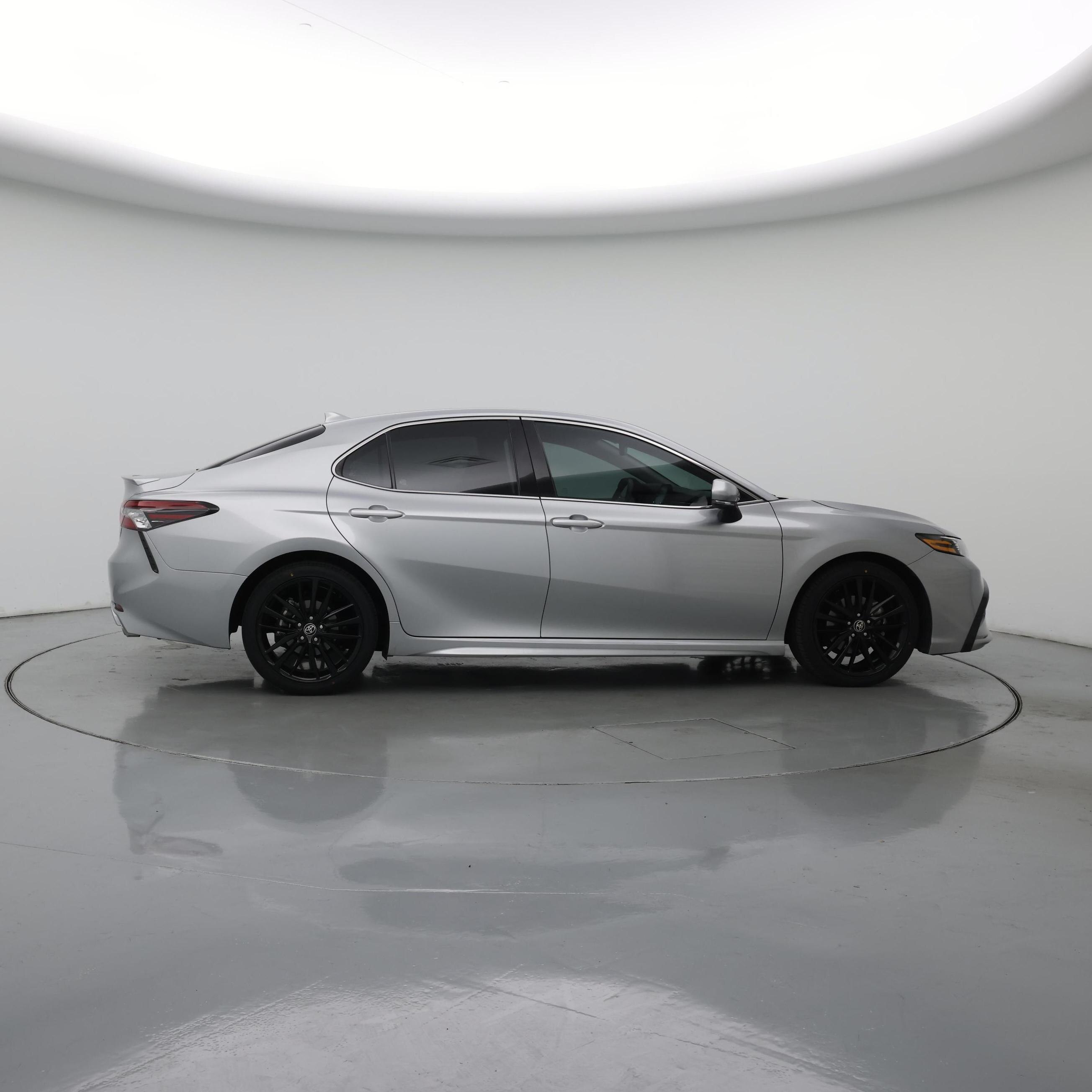 Thumbnail: 2023 Toyota Camry - 7