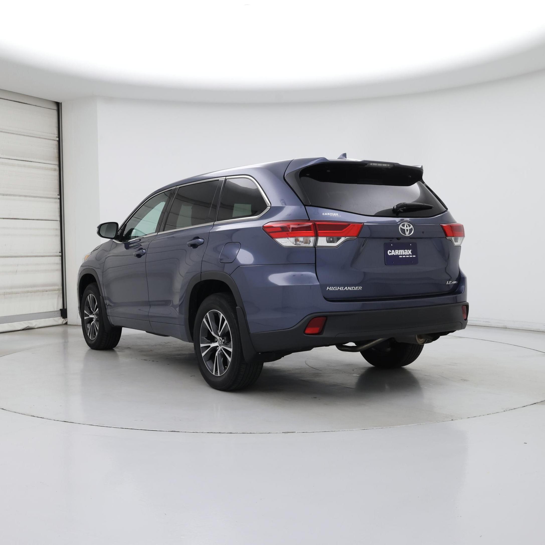 Thumbnail: 2017 Toyota Highlander - 2