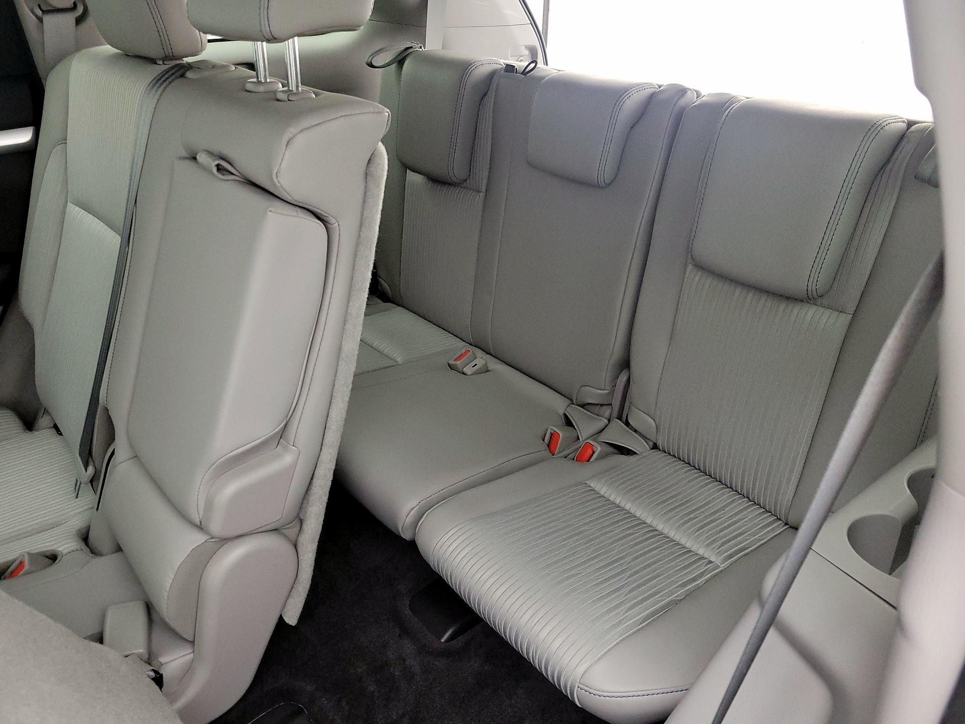 Thumbnail: 2017 Toyota Highlander - 20