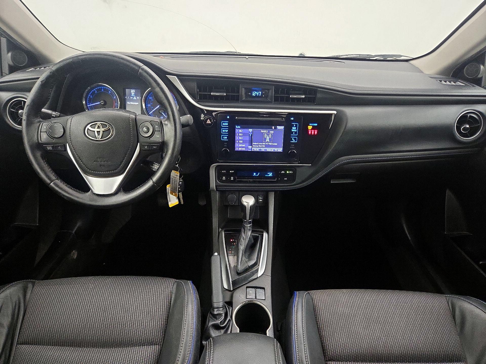 Thumbnail: 2018 Toyota Corolla - 9