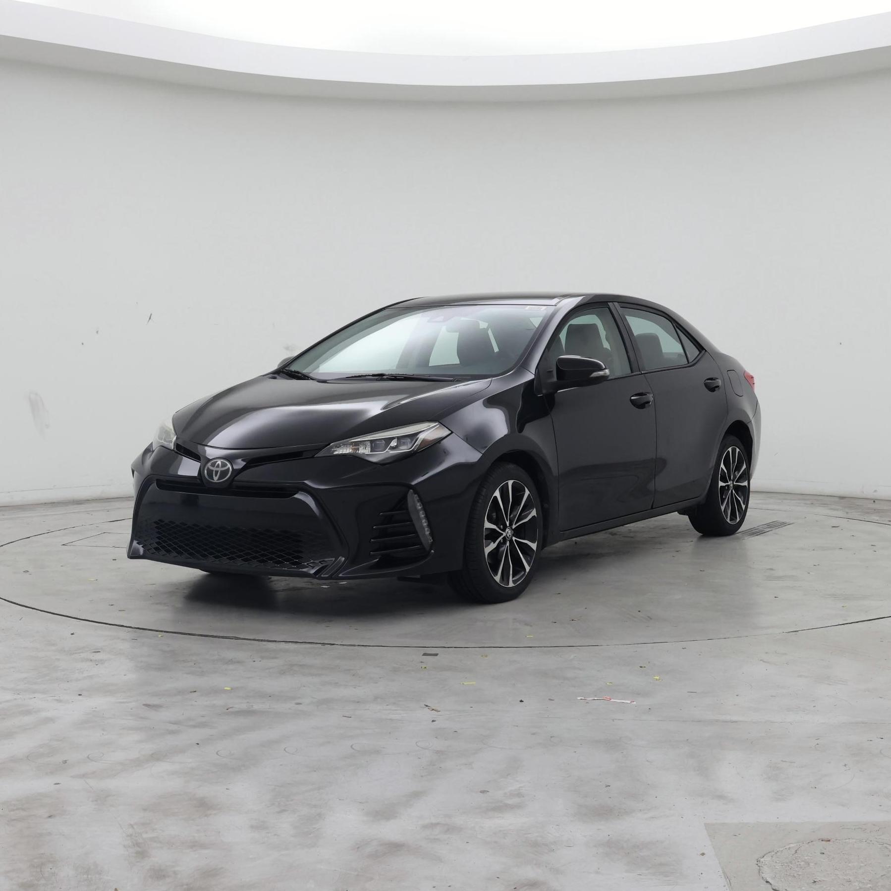 Thumbnail: 2018 Toyota Corolla - 4