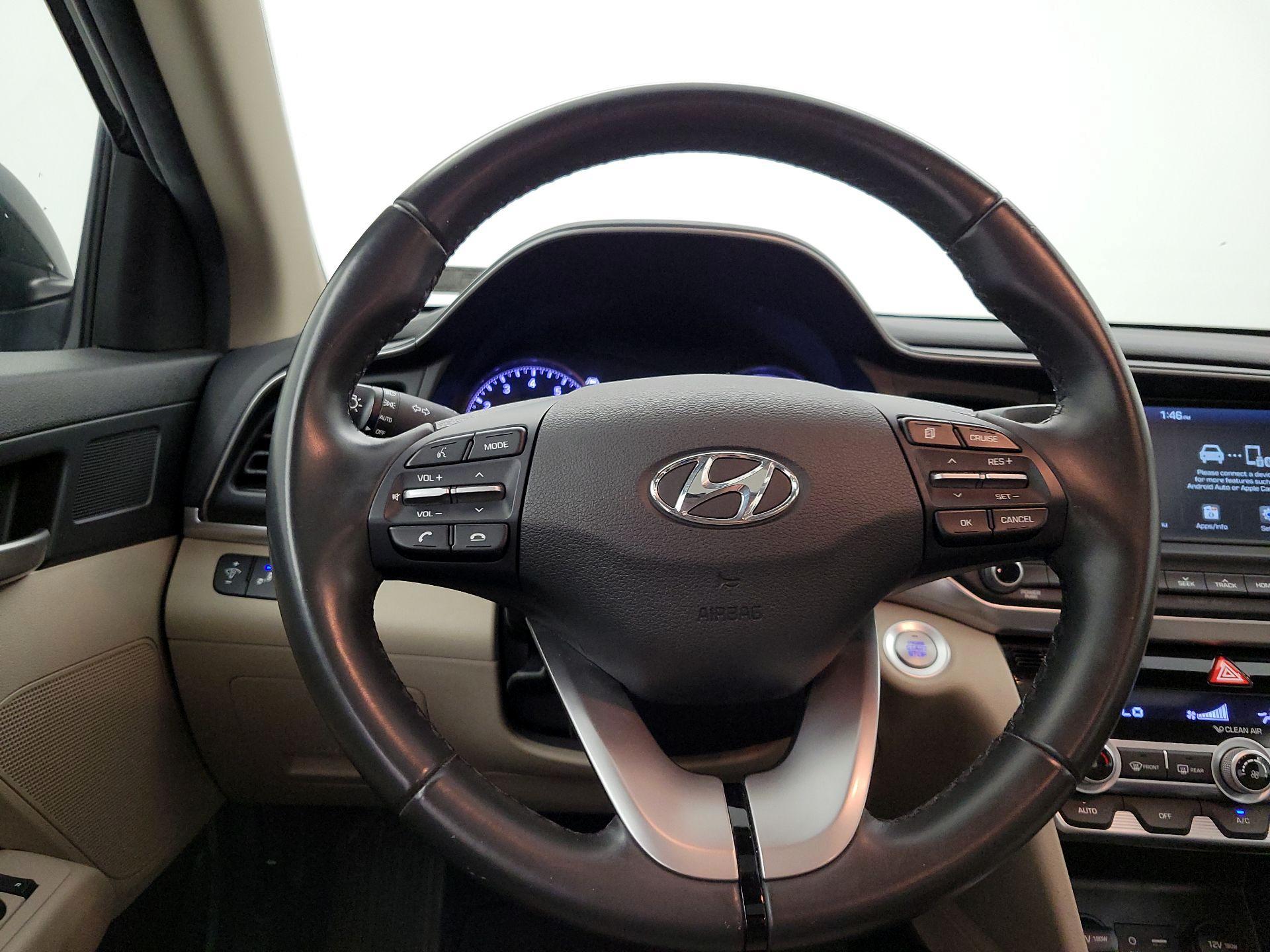 Thumbnail: 2020 Hyundai Elantra - 10