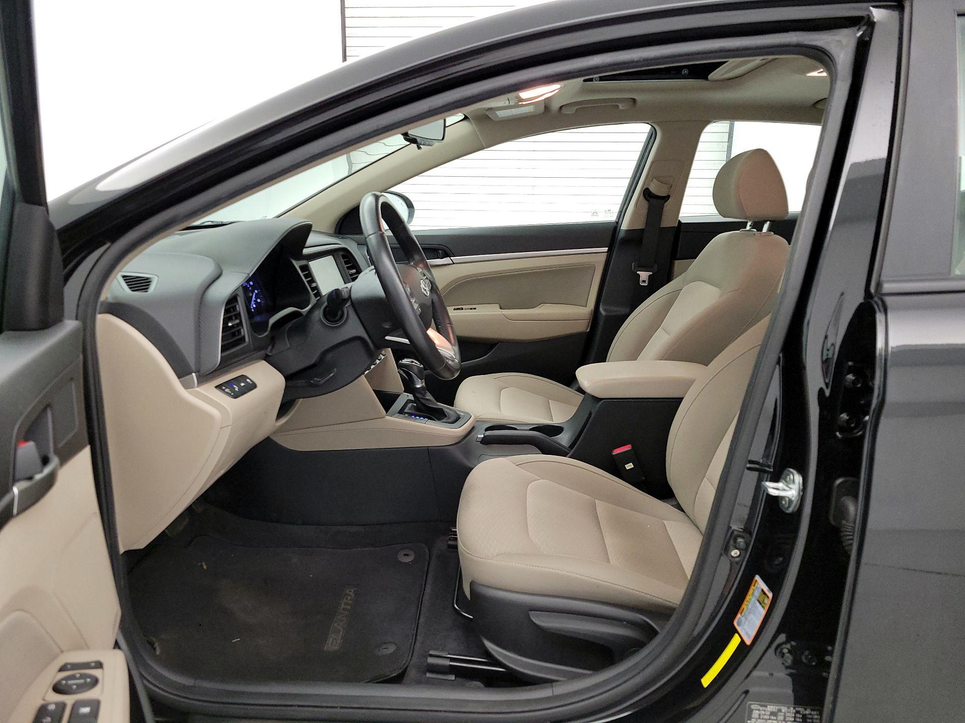 Thumbnail: 2020 Hyundai Elantra - 11