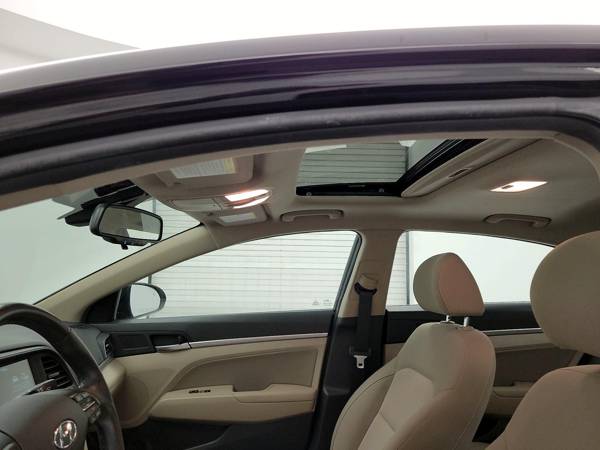 Thumbnail: 2020 Hyundai Elantra - 19