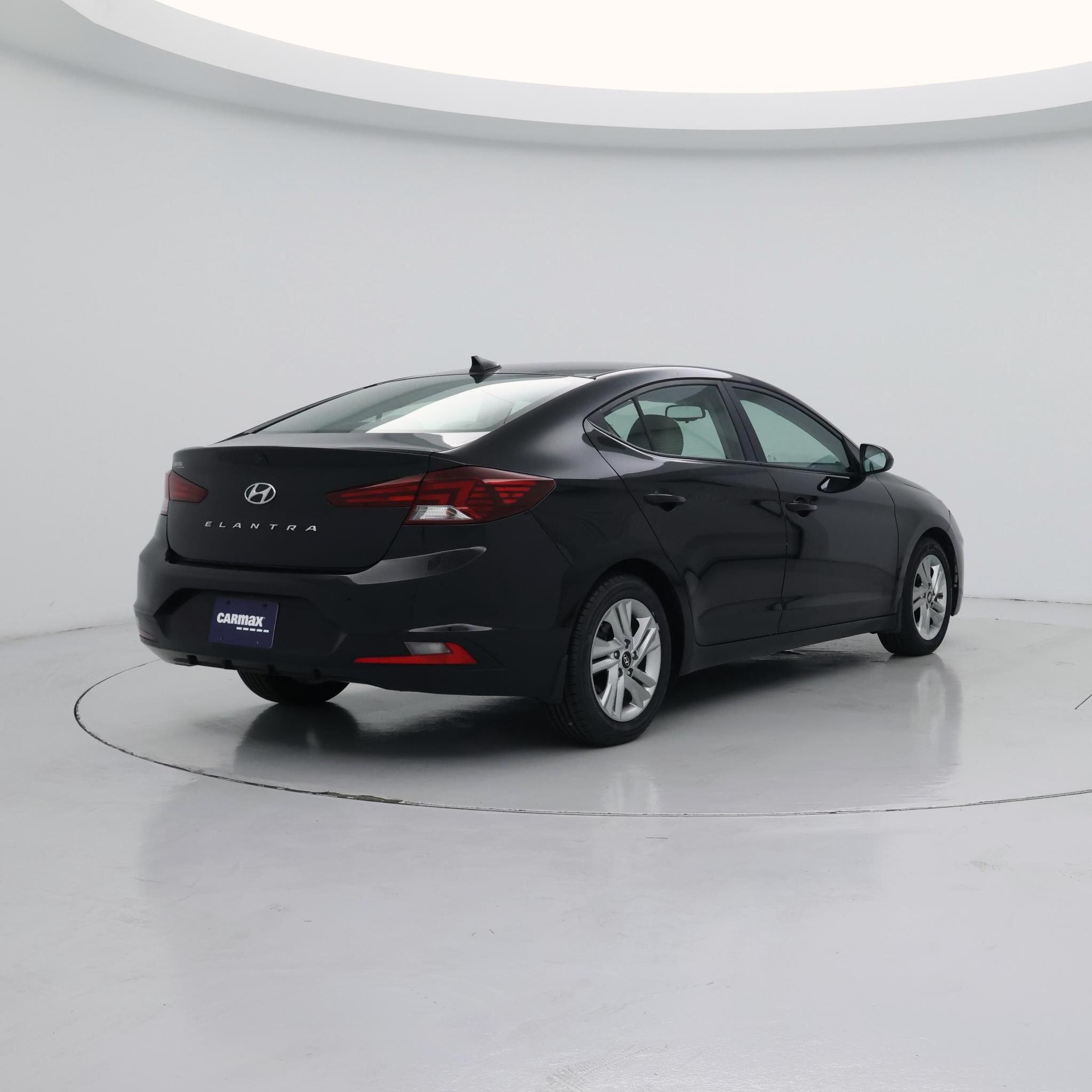 Thumbnail: 2020 Hyundai Elantra - 8