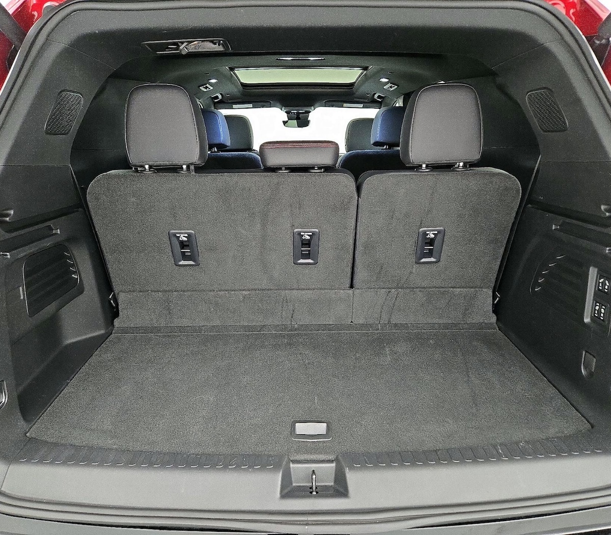 Trunk/Cargo (Seats Up)