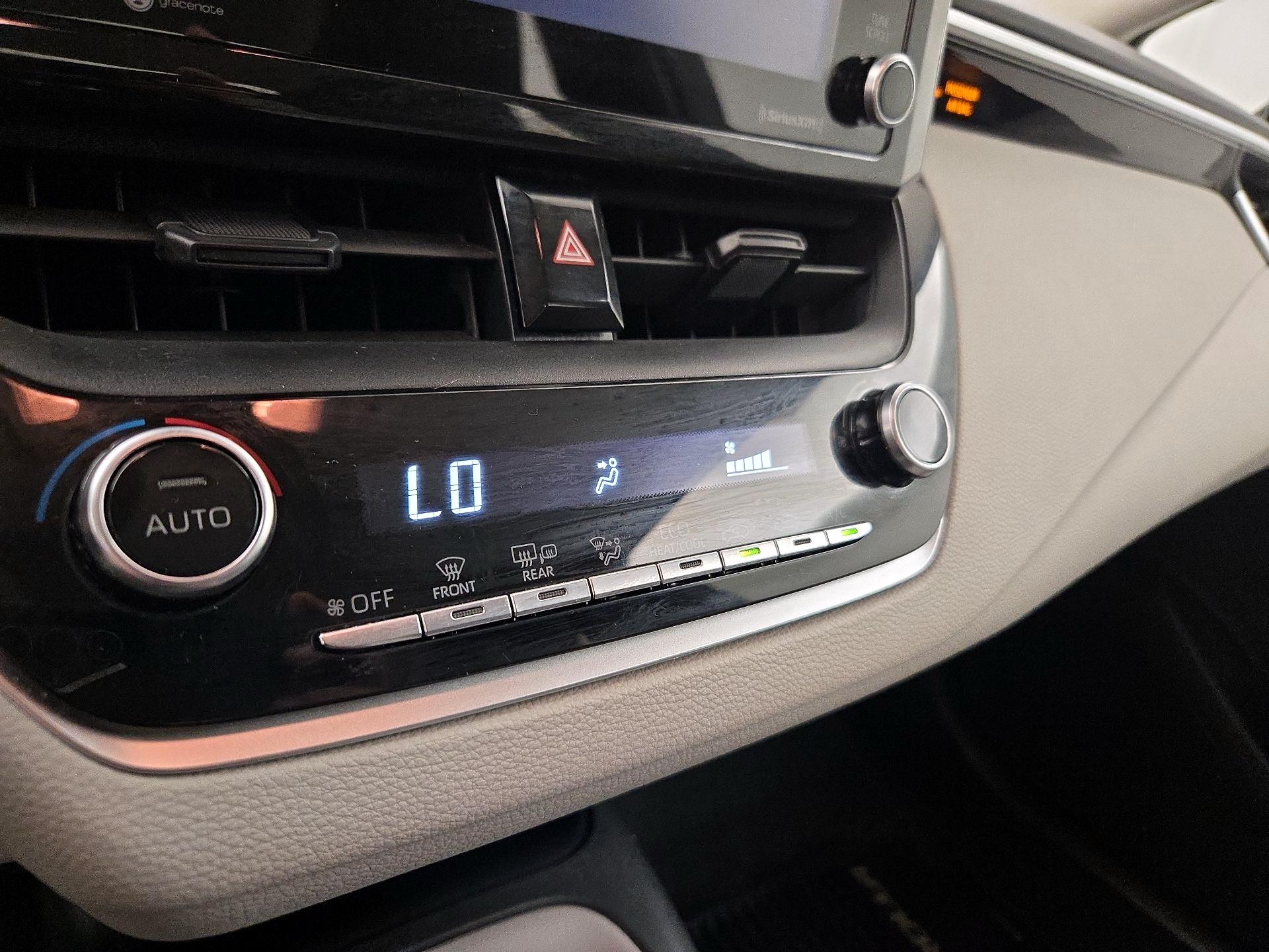 Thumbnail: 2021 Toyota Corolla - 16