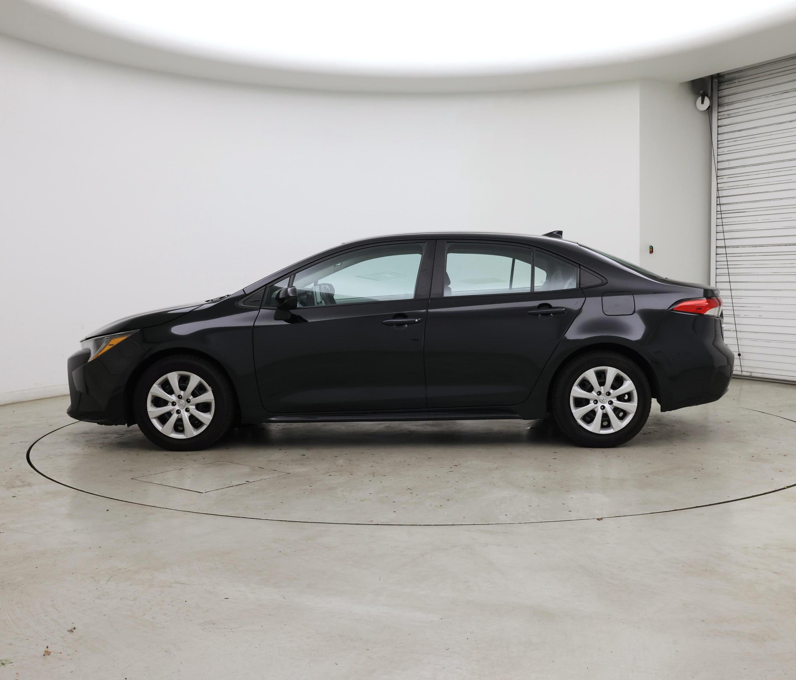 Thumbnail: 2021 Toyota Corolla - 3