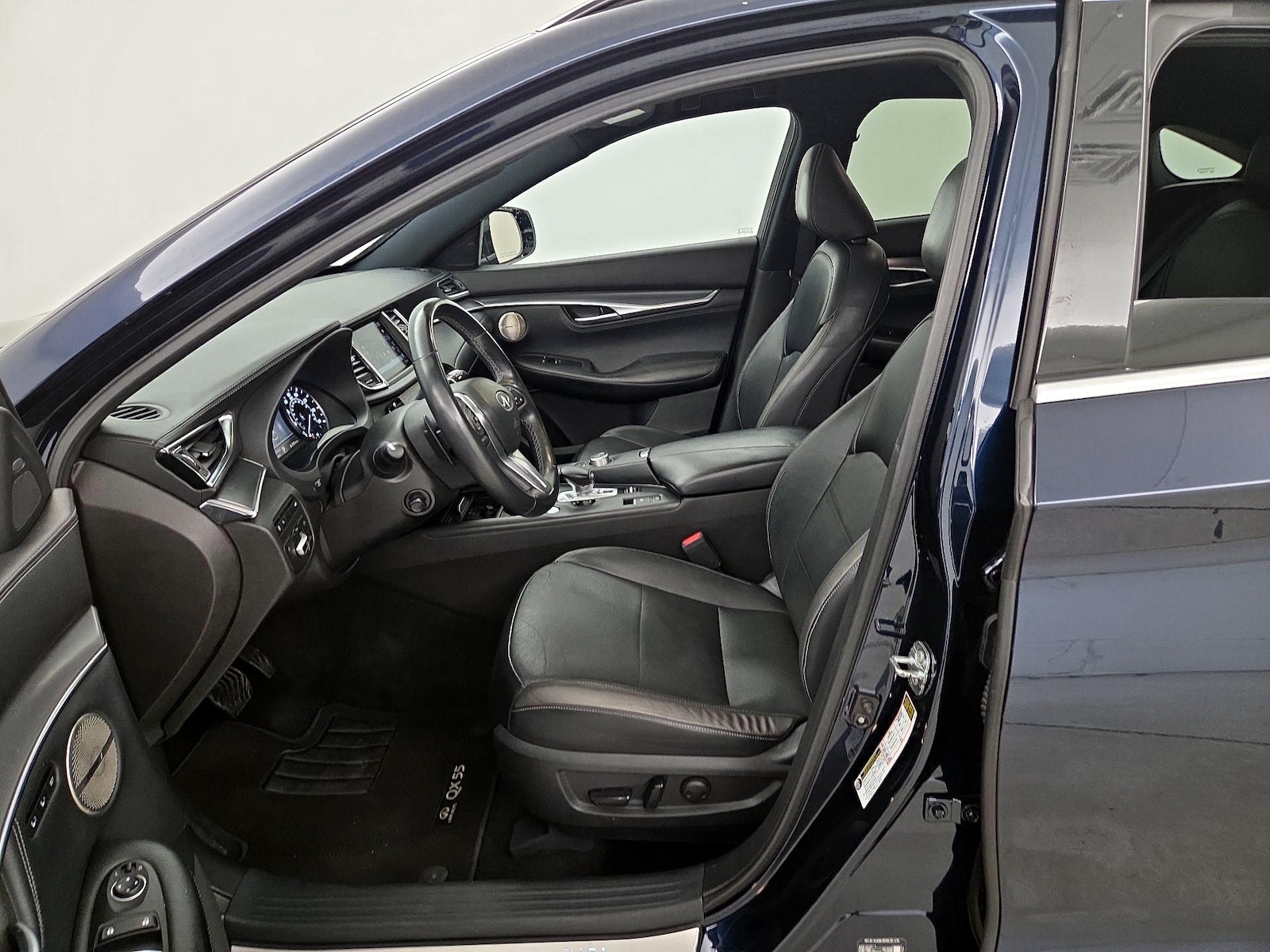 2022 INFINITI QX55 Essential - Photo 12