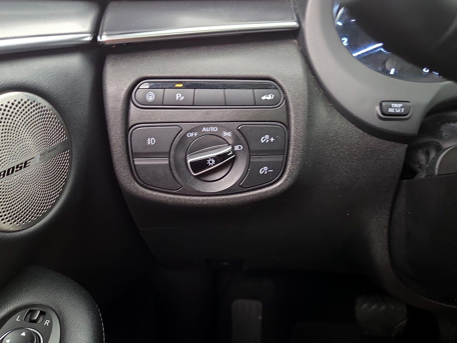 2022 INFINITI QX55 Essential - Photo 14