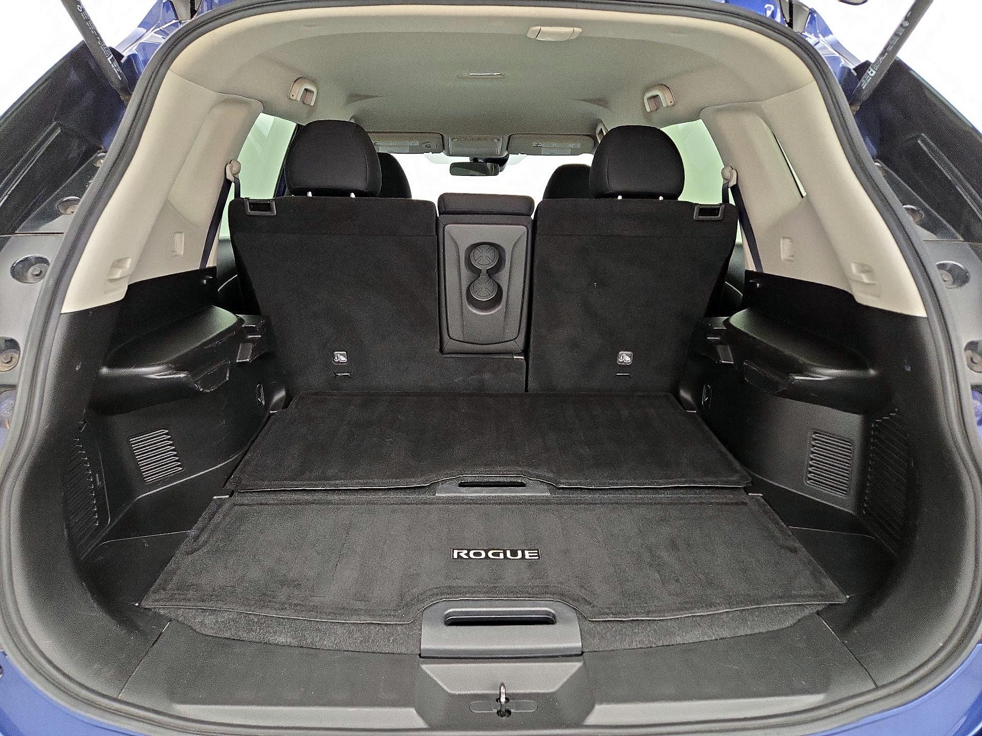 Thumbnail: 2019 Nissan Rogue - 20