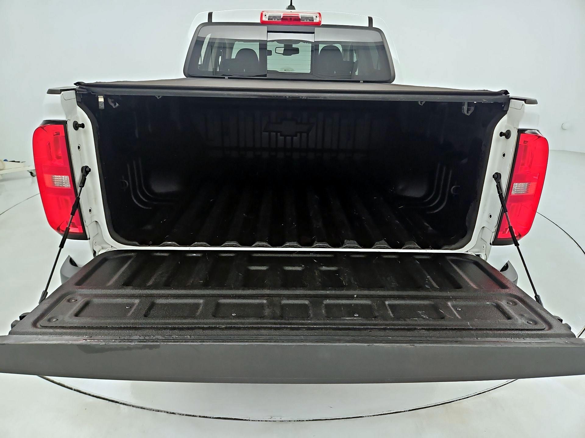 Thumbnail: 2019 Chevrolet Colorado - 20