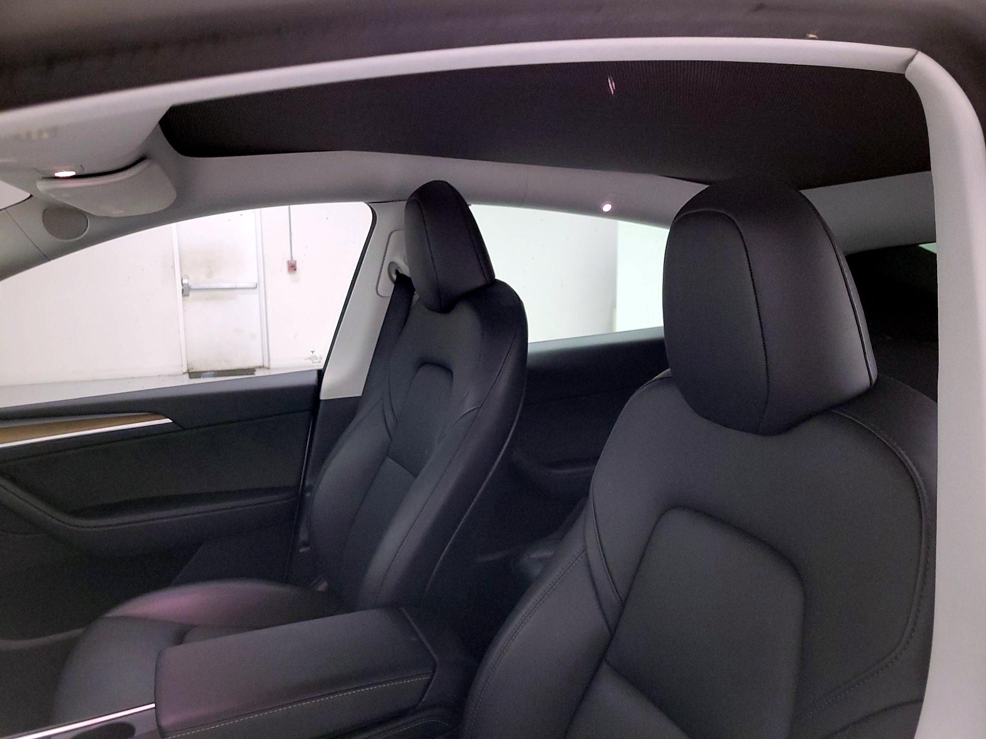 Thumbnail: 2023 Tesla Model Y - 19