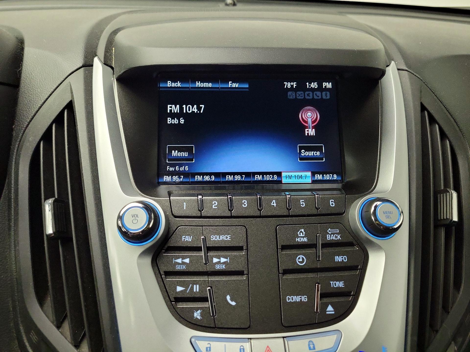 Thumbnail: 2015 Chevrolet Equinox - 14