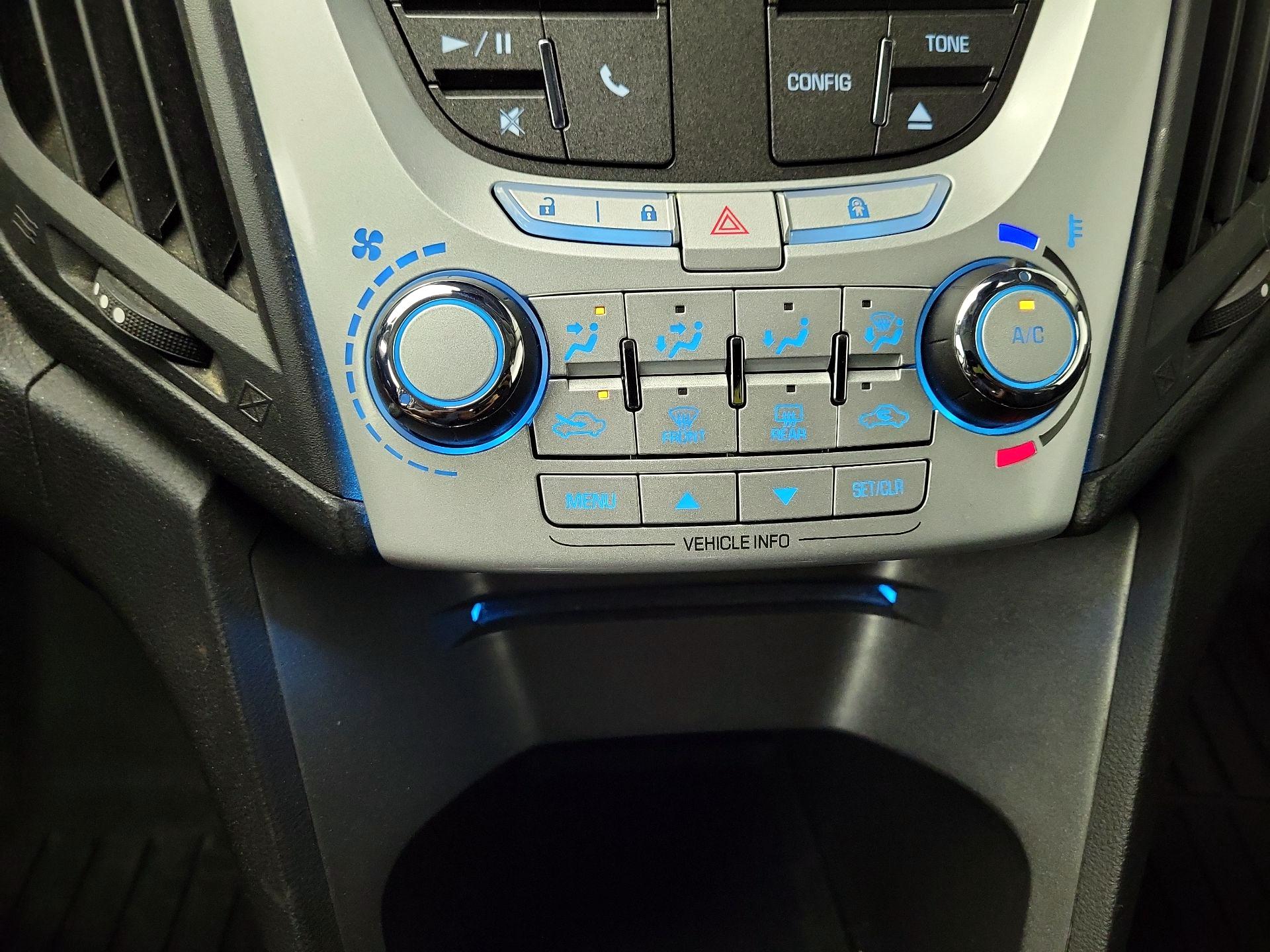 Thumbnail: 2015 Chevrolet Equinox - 15