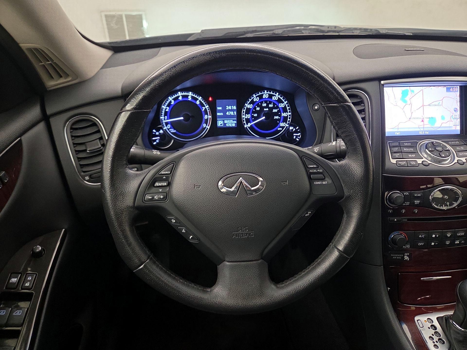 Thumbnail: 2017 INFINITI QX50 - 10