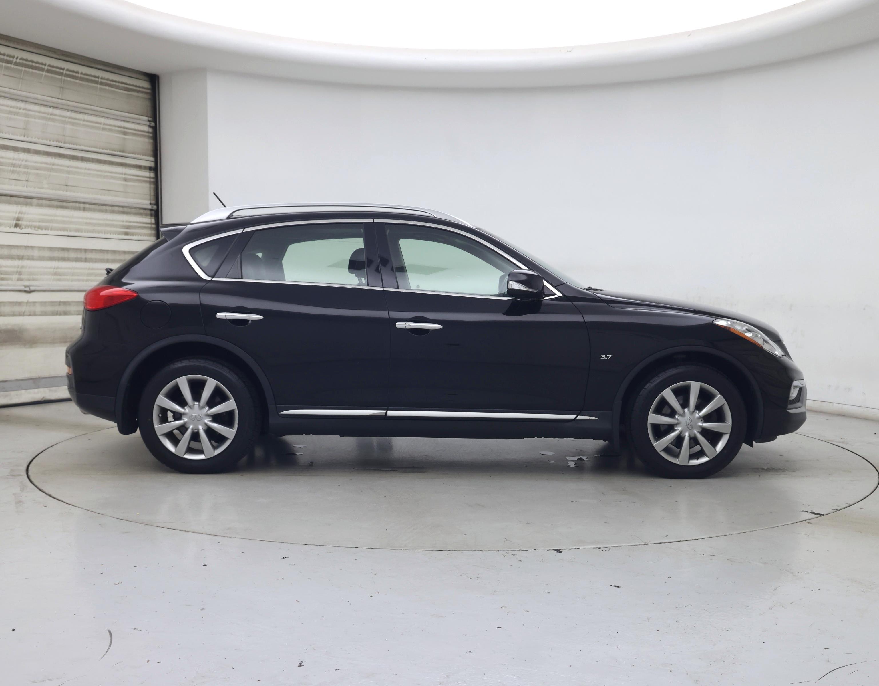 Thumbnail: 2017 INFINITI QX50 - 7