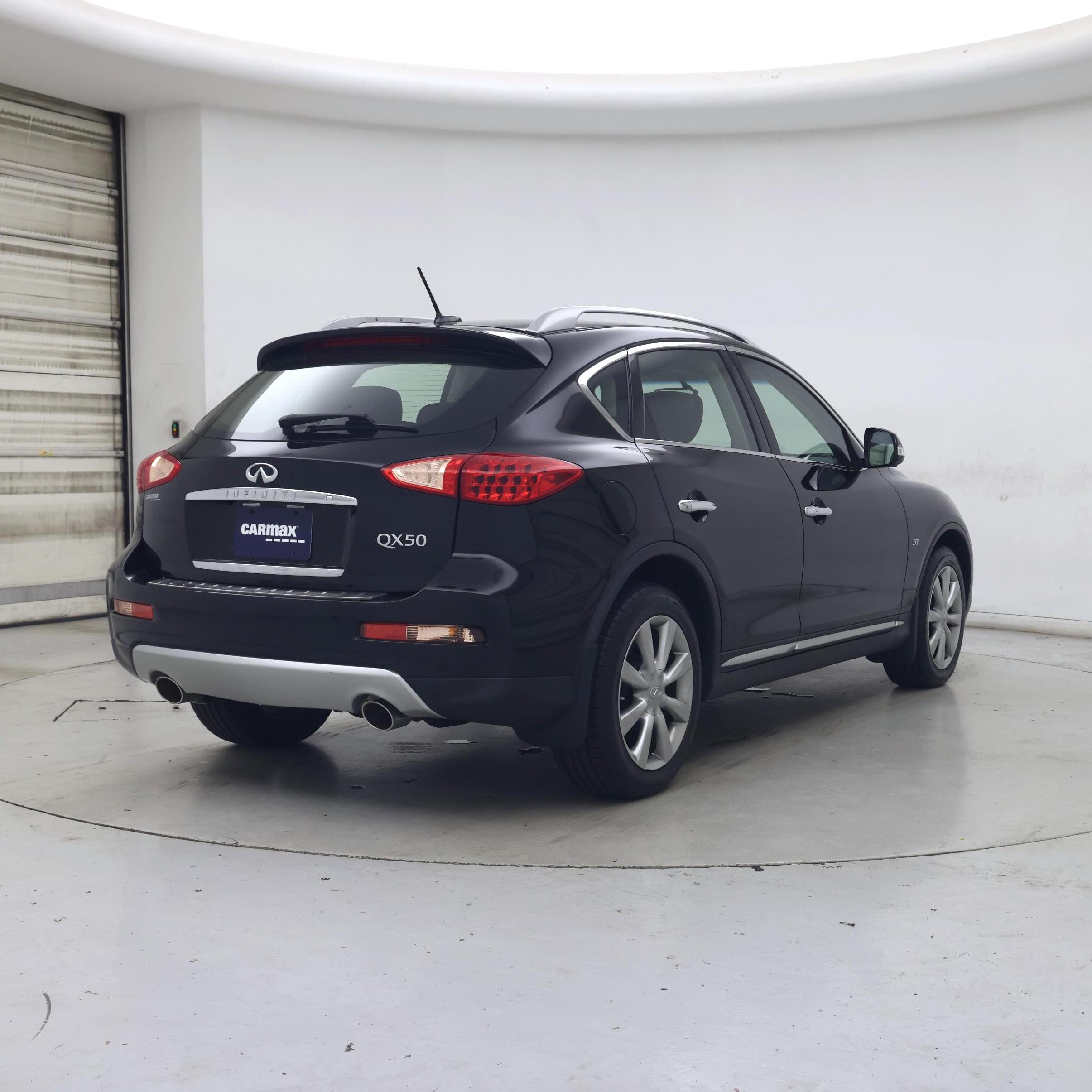 Thumbnail: 2017 INFINITI QX50 - 8