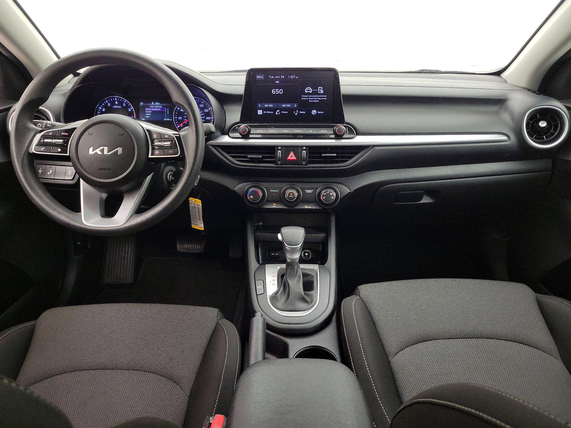 Thumbnail: 2023 Kia Forte - 9