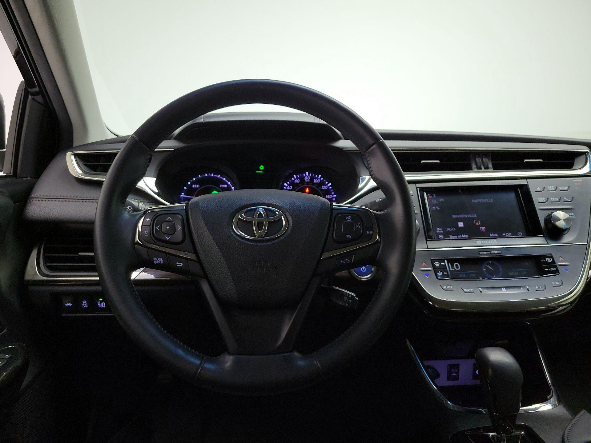 Thumbnail: 2014 Toyota Avalon - 10
