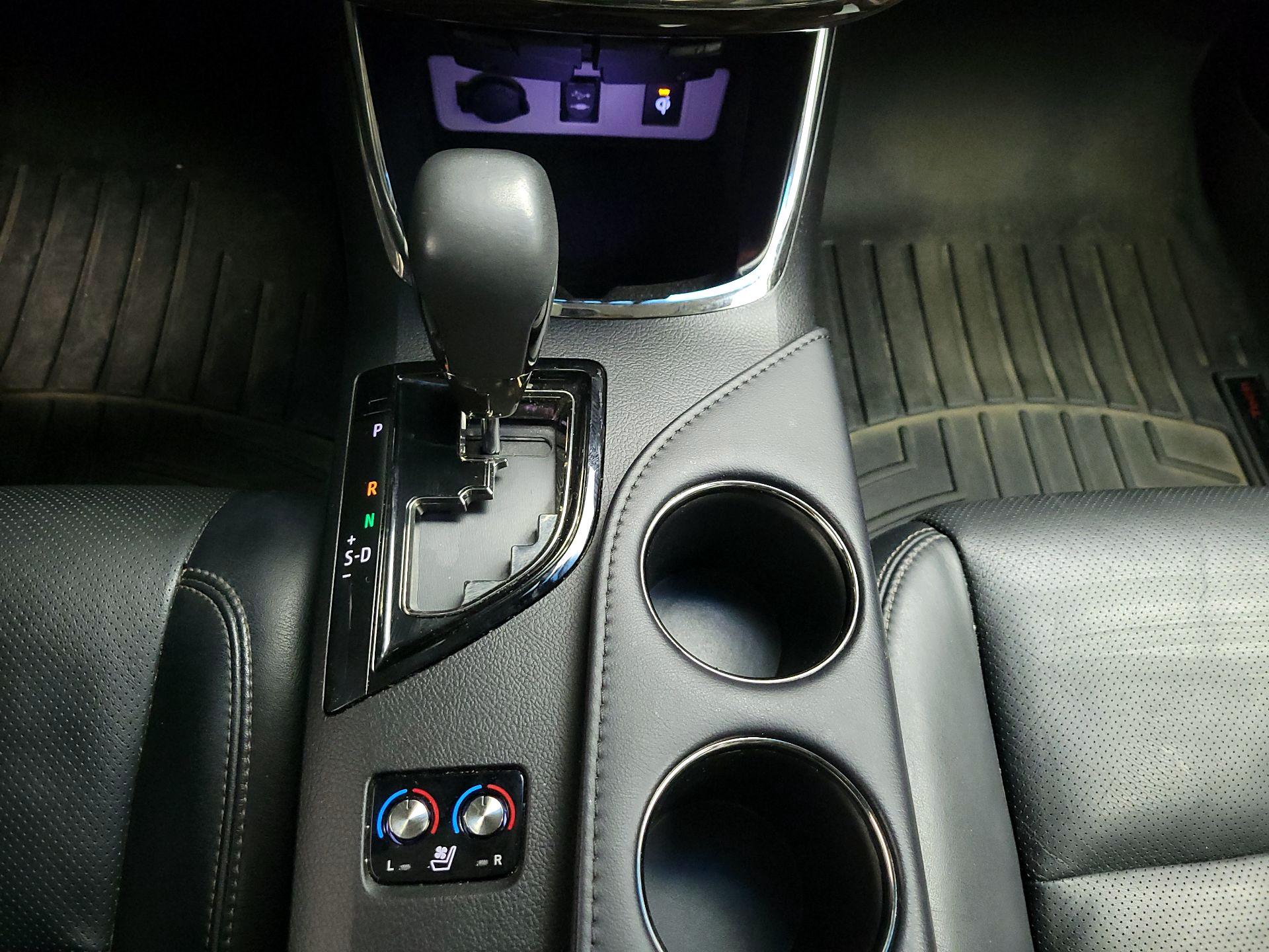 Thumbnail: 2014 Toyota Avalon - 18