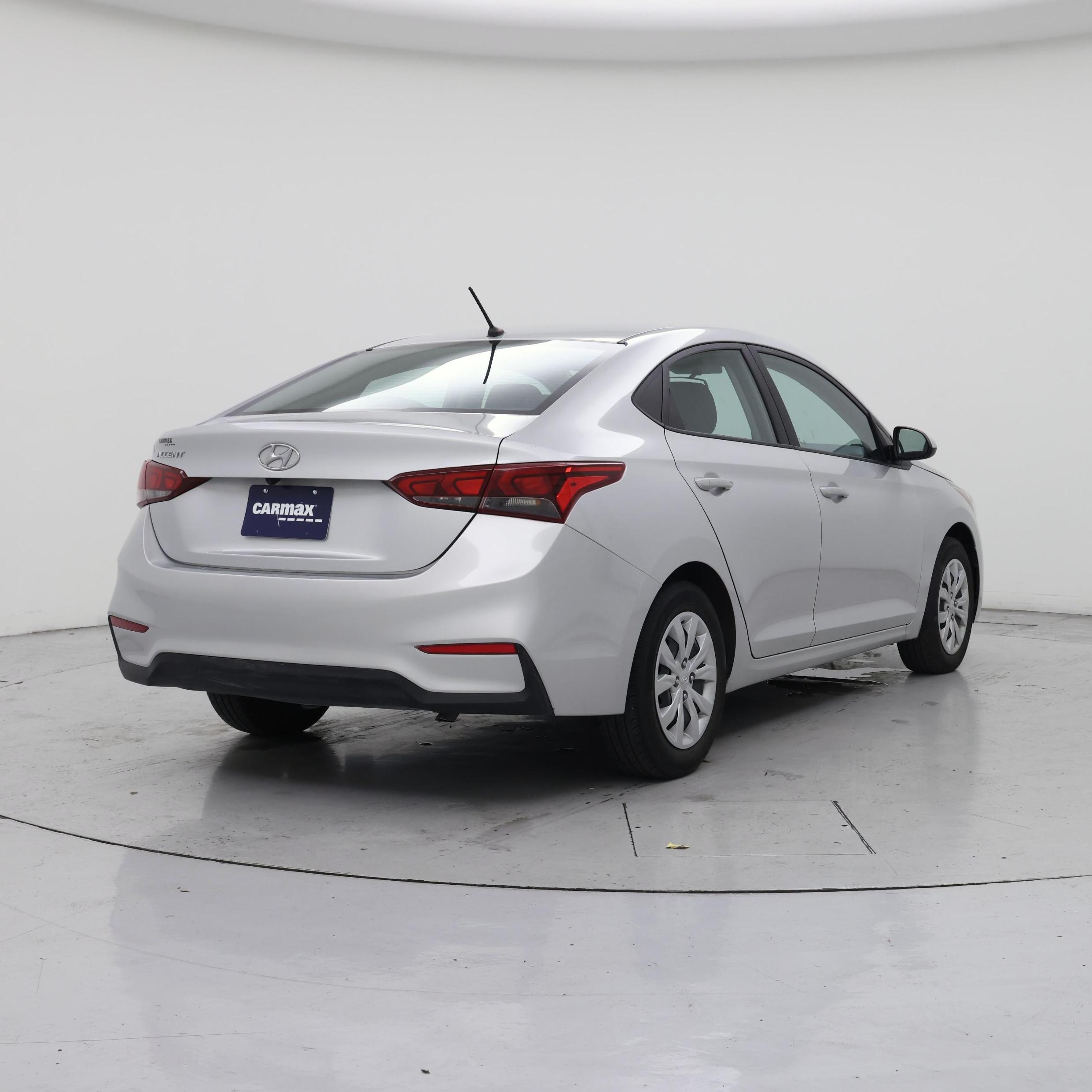 Thumbnail: 2022 Hyundai Accent - 8