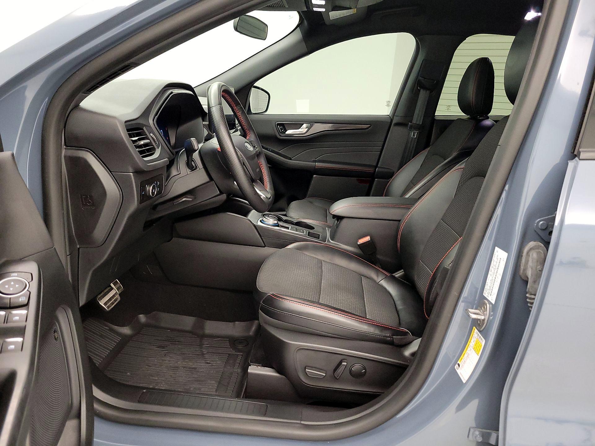 Thumbnail: 2023 Ford Escape - 11